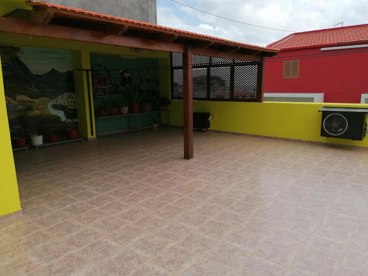 Residencial Chez Flor Apartment Porto Novo Exterior foto